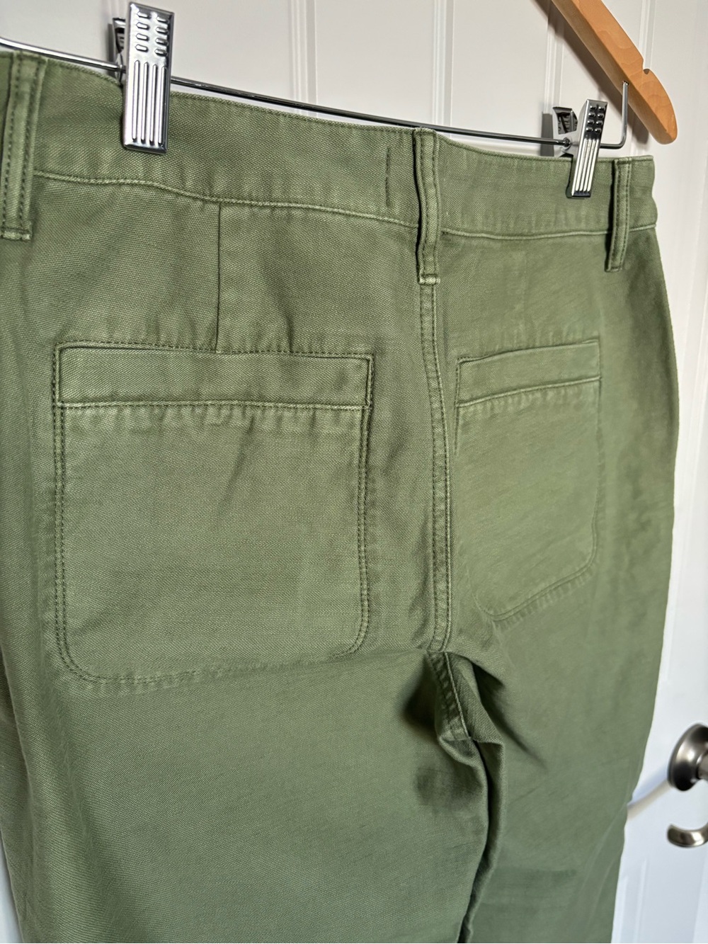 NWOT. J Crew straight cropped pants. - Picture 3 of 10